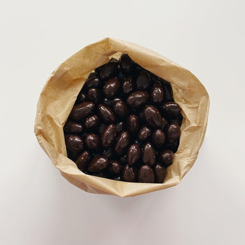 Dark Chocolate Almonds Organic
